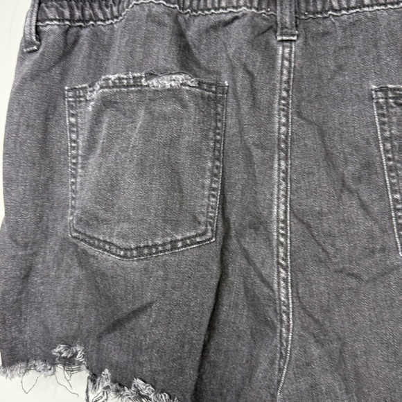 Aerie Black Distressed Jean Shorts - Picture 8 of 13